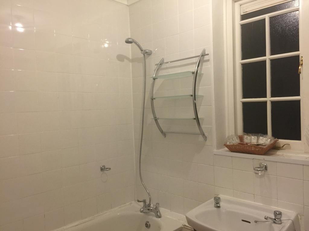 London Nice Rooms 3 Екстериор снимка